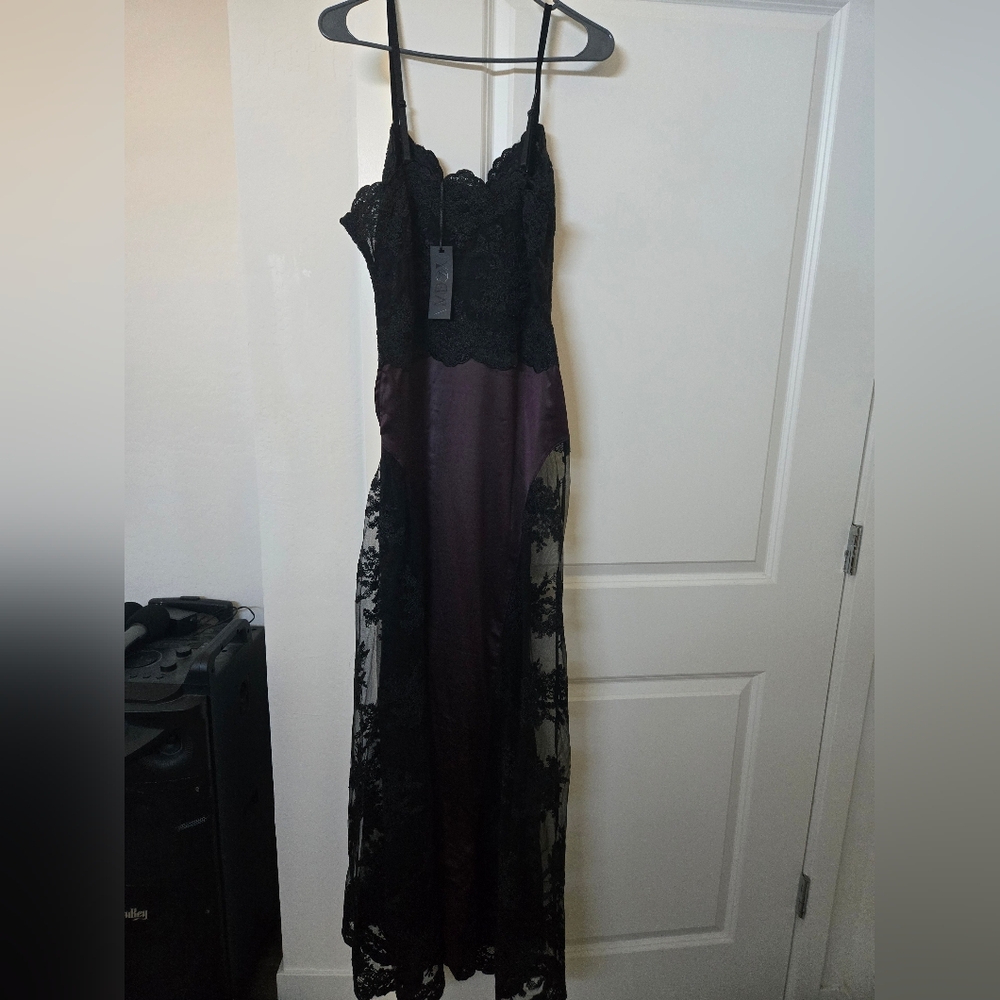 Elegant Black and Purple Lace Dress